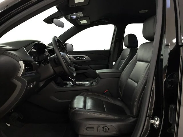 Certified Used 2023 MOSAIC BLACK METALLIC Chevrolet LT Leather image 12