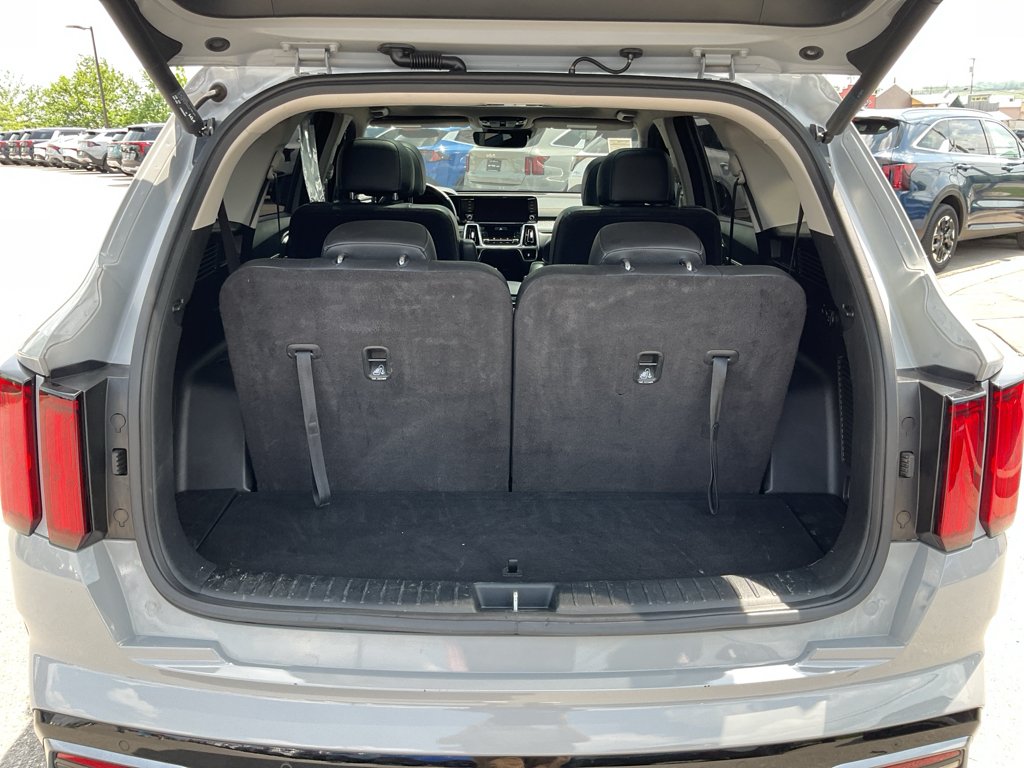 Used 2022 Wolf Gray Kia SX image 18