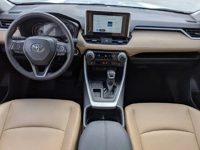 Used 2025 Beige Toyota XLE Premium image 12
