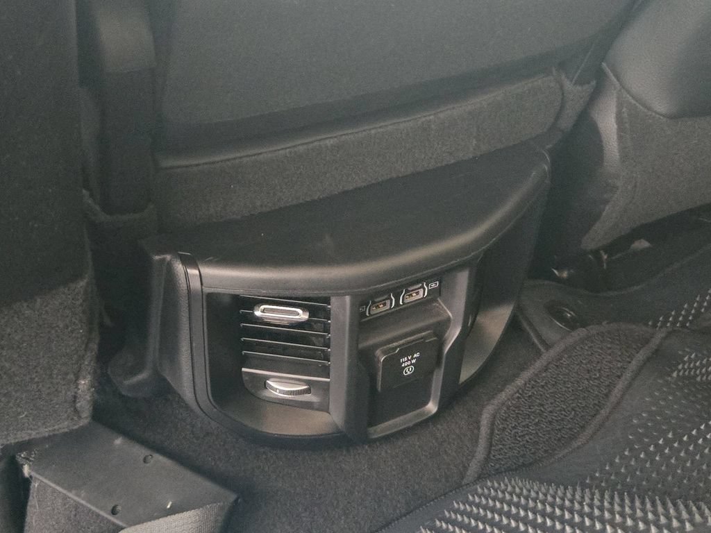 Used 2024  Ram Laramie image 27