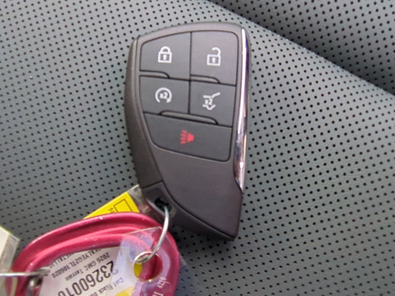 2026 GMC Terrain AT4 - Photo 34