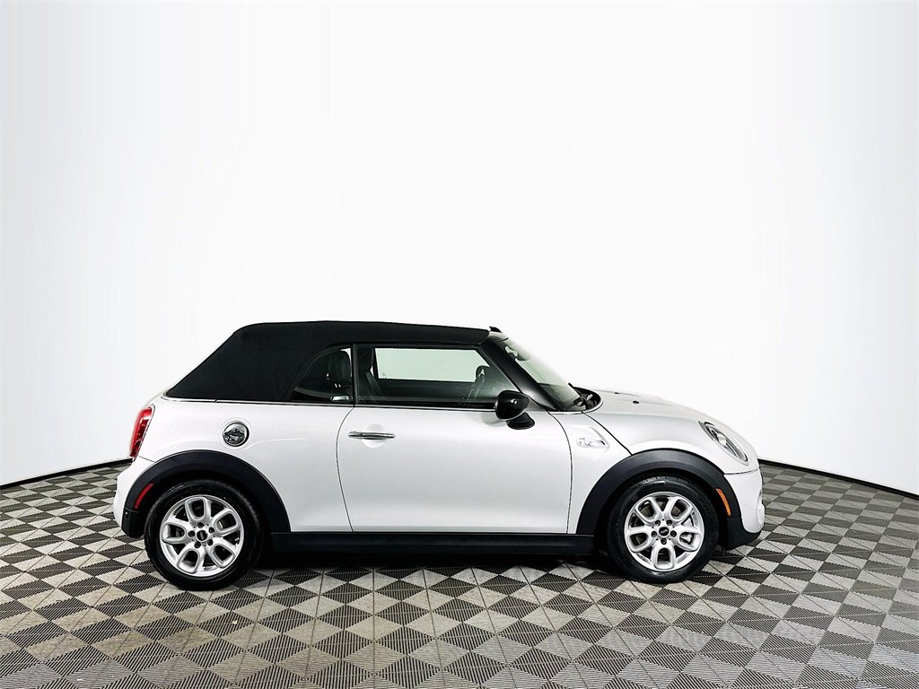 2020 Mini Cooper Convertible S photo 4