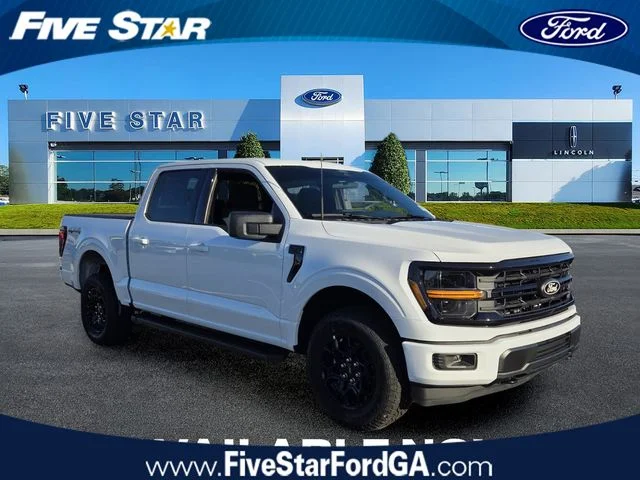 New 2026 Oxford White Ford XLT image 1