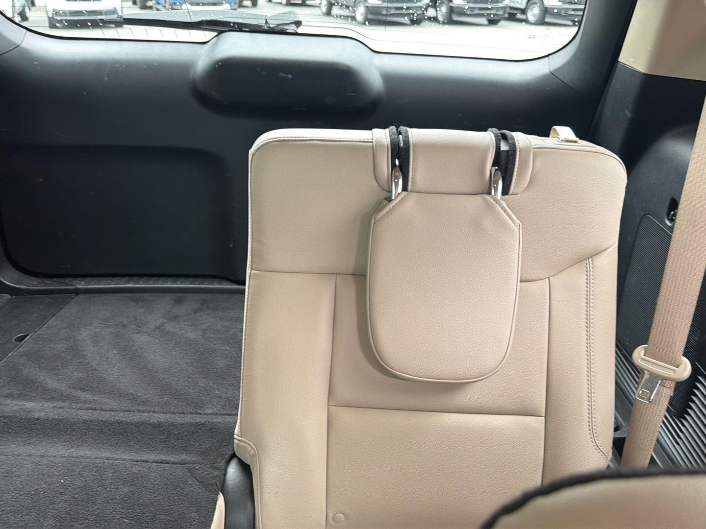 Used 2020 Oxford White Ford Limited image 13