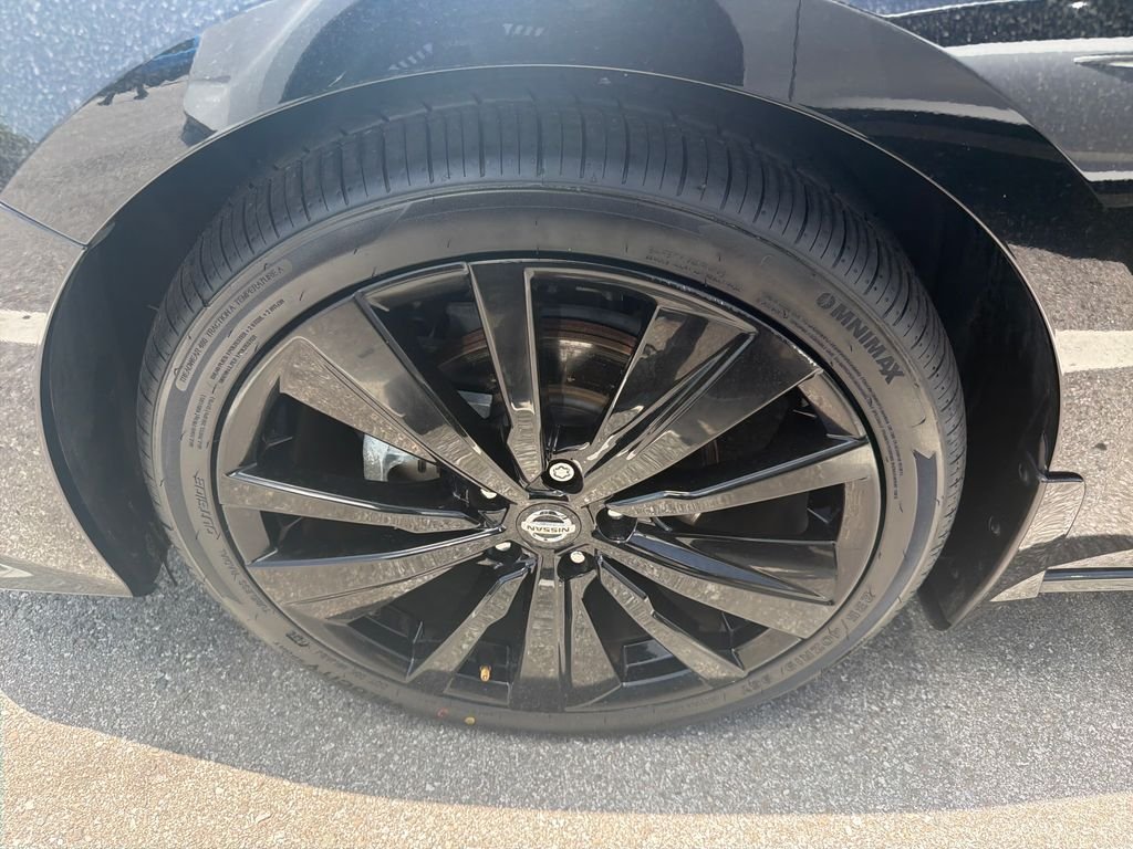 Used 2022 Black Nissan 2.5 SR image 14