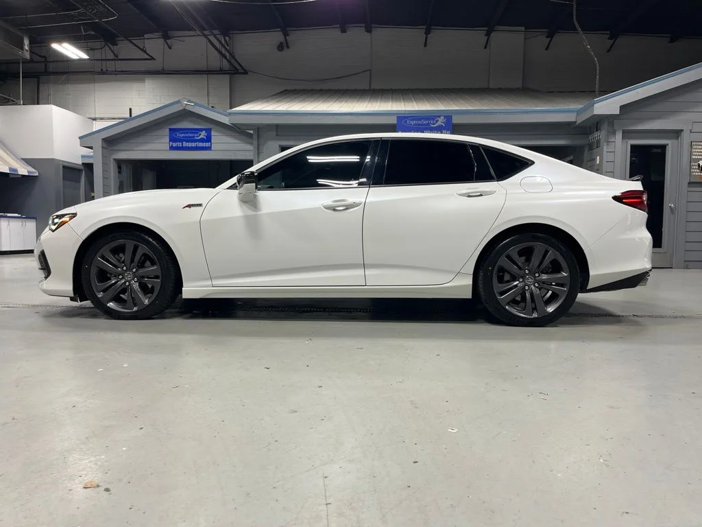Used 2022 Platinum White Pearl Acura A-Spec Package image 4