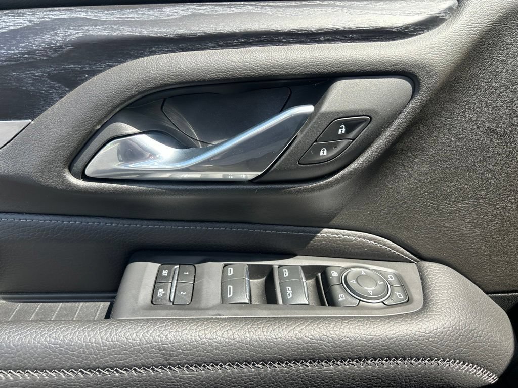 Used 2024 Onyx Black GMC Denali image 16