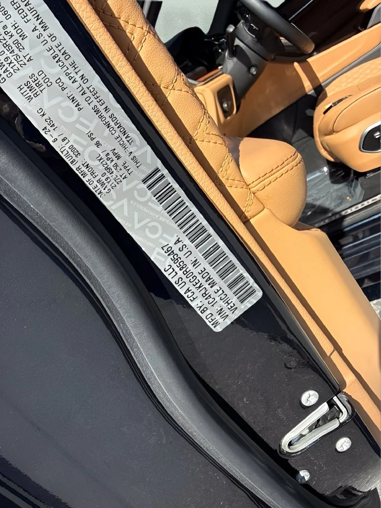 Used 2024 Black Jeep Summit image 30