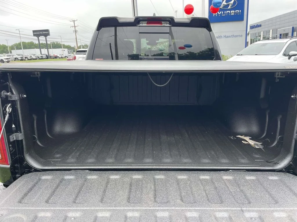 Used 2022 Black Ram Big Horn/Lone Star image 9