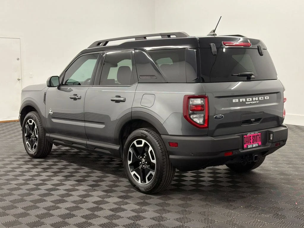 Used 2022 Carbonized Gray Metallic Ford Outer Banks image 3