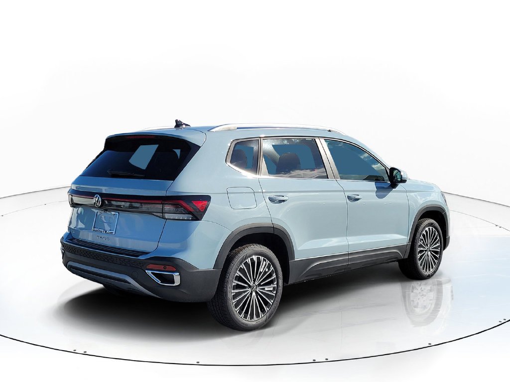New 2027 Gray Volkswagen 1.5T SE image 4