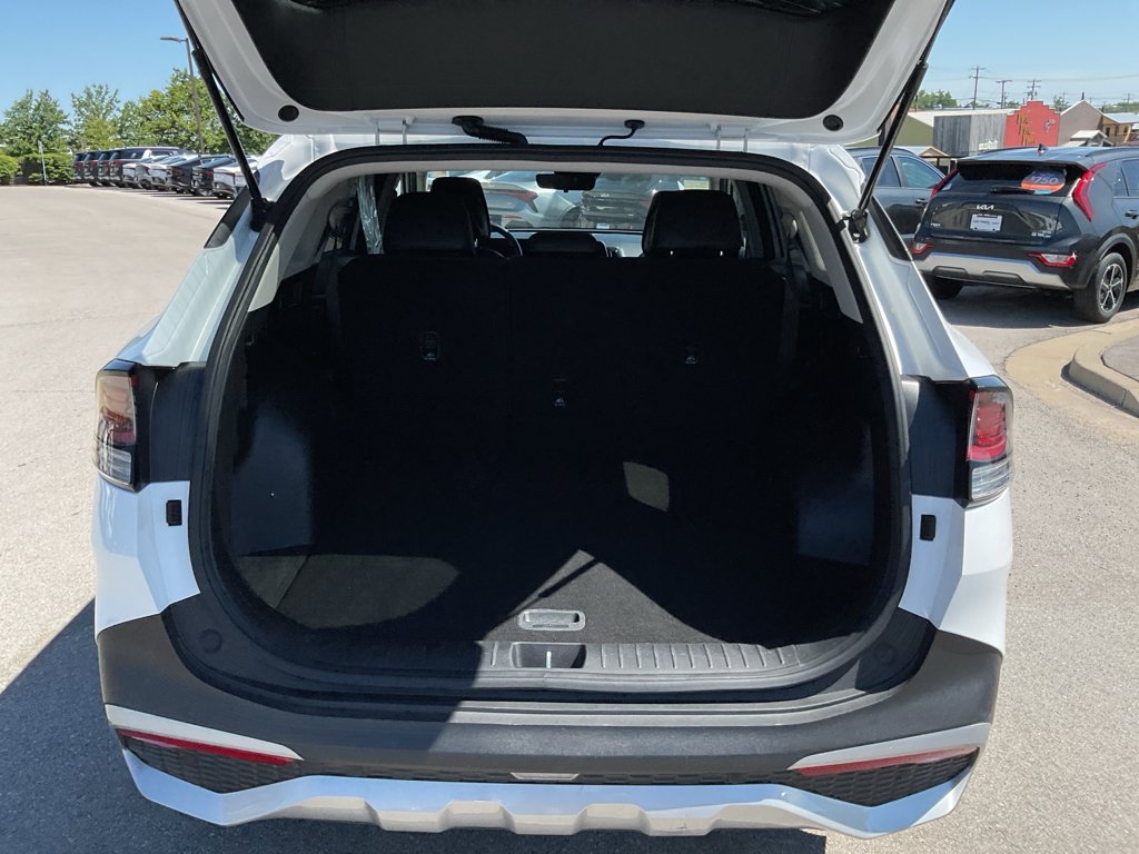 Used 2023 Glacial White Pearl Kia EX image 17