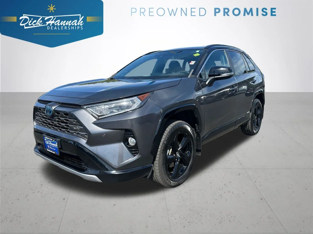 Used 2020 Gray Toyota XSE image 1