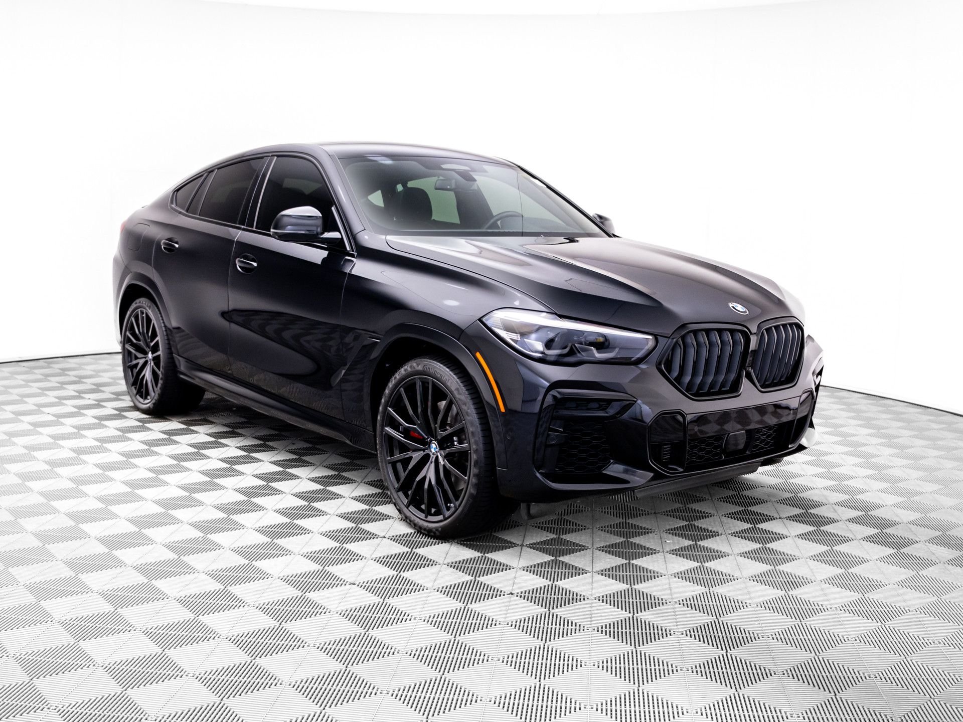 Certified Used 2023 Black Sapphire Metallic BMW xDrive40i image 8