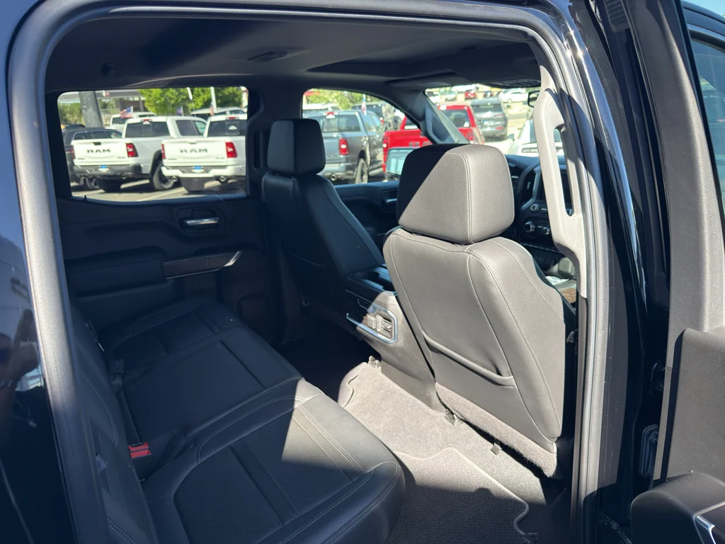Used 2021 Onyx Black GMC Denali image 12