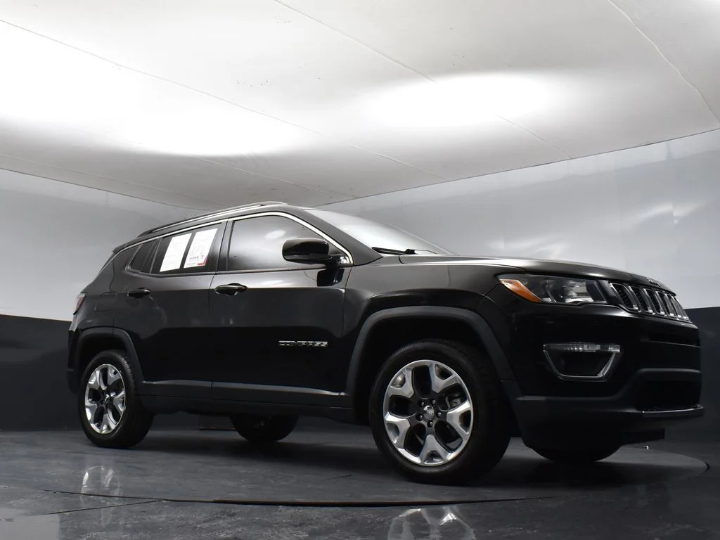 Used 2020 Black Jeep Limited image 30