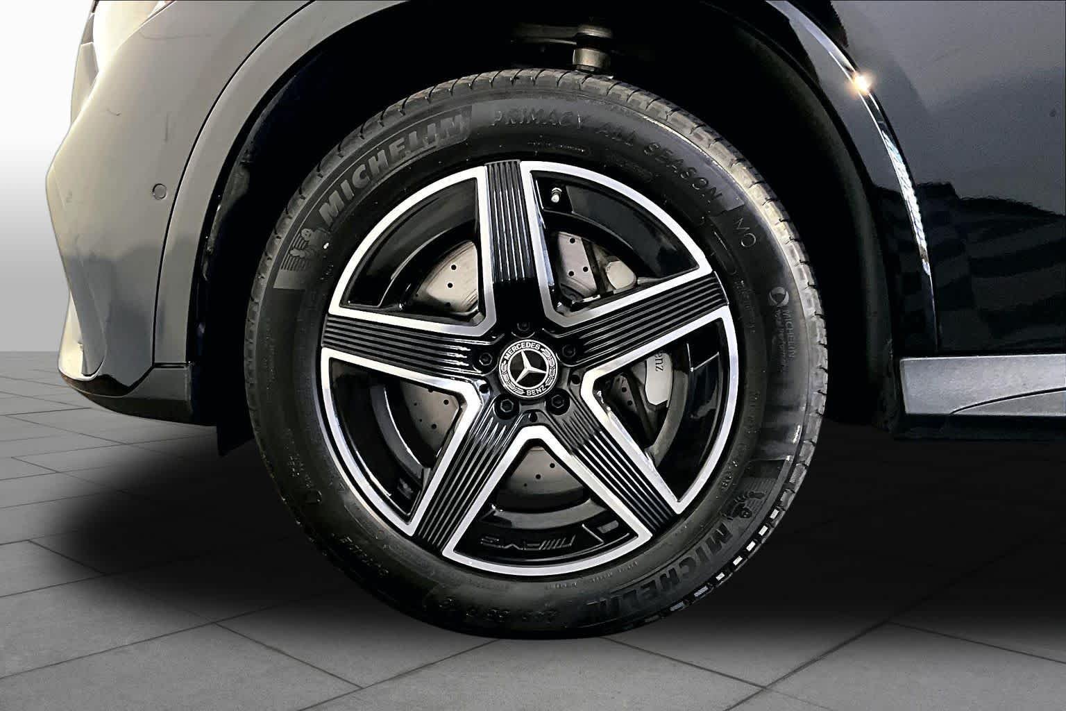 Used 2023 Black Mercedes-Benz GLC 300 image 11