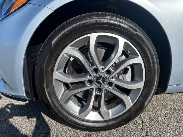 Used 2018 Silver Mercedes-Benz C 300 image 9