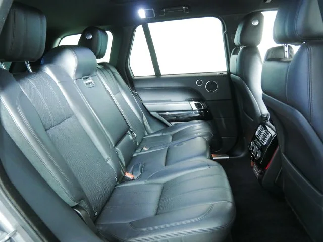 Used 2017  Land Rover 3.0L V6 Supercharged HSE image 15