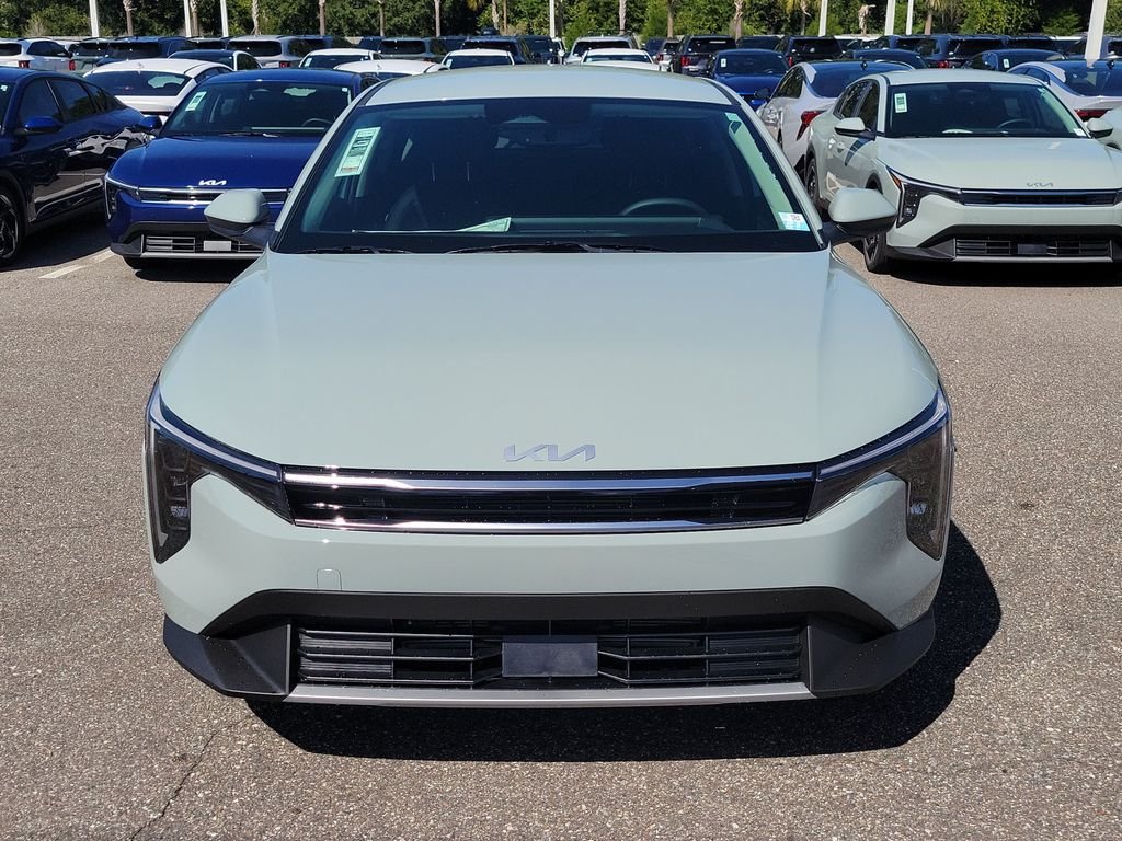 New 2026 Morning Haze Kia EX Hatchback image 2