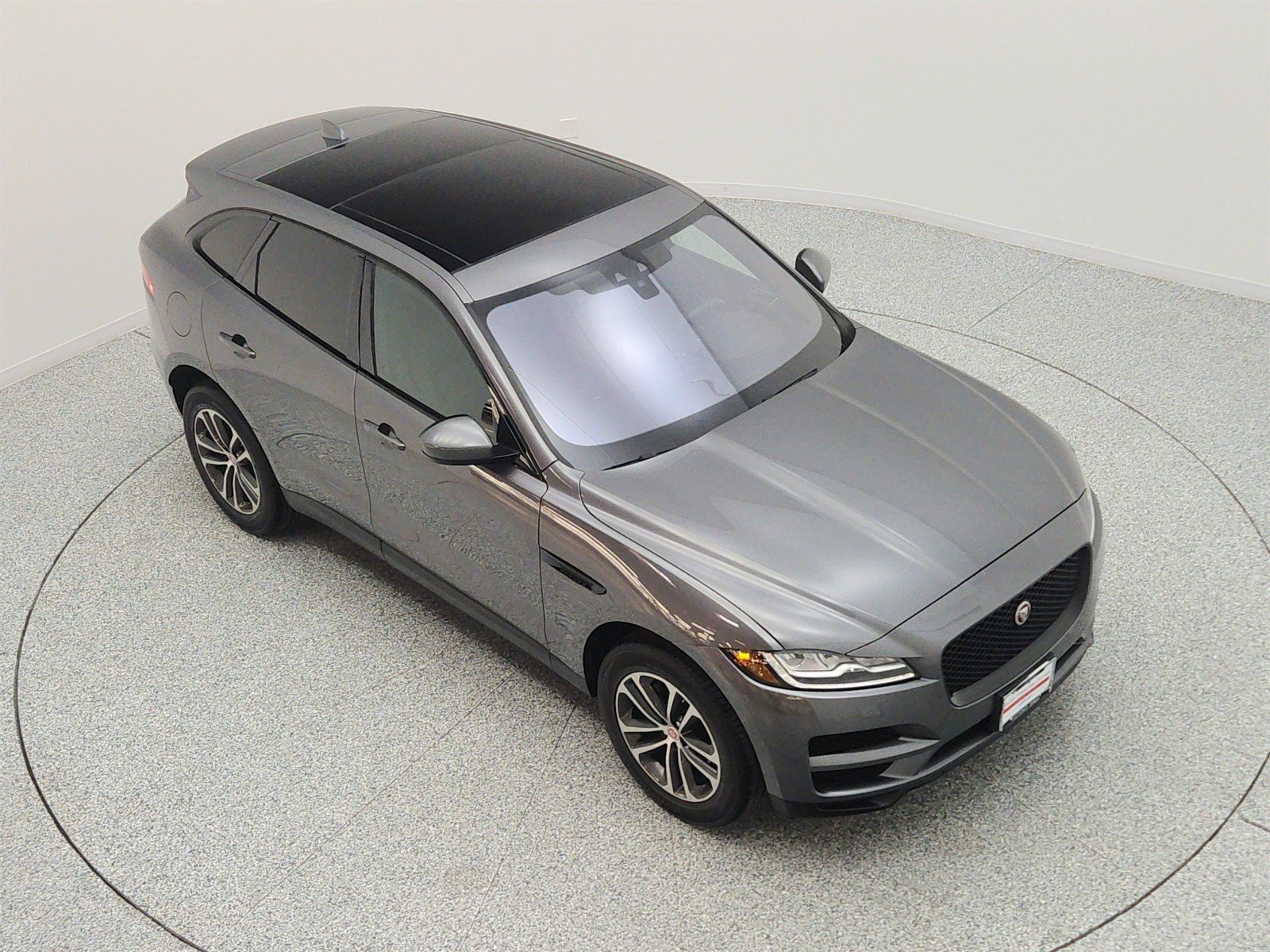 Used 2018 Corris Grey Metallic Jaguar 25t Prestige AWD image 24
