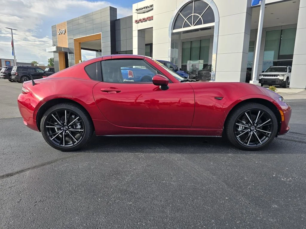 Used 2024 Soul Red Crystal Metallic Mazda Grand Touring image 8