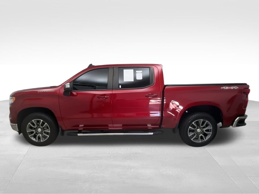 Used 2023 Red Chevrolet LT image 6