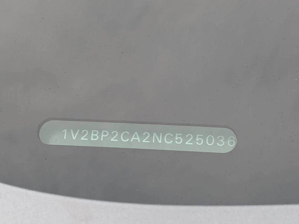 Used 2022  Volkswagen 2.0T SEL image 39