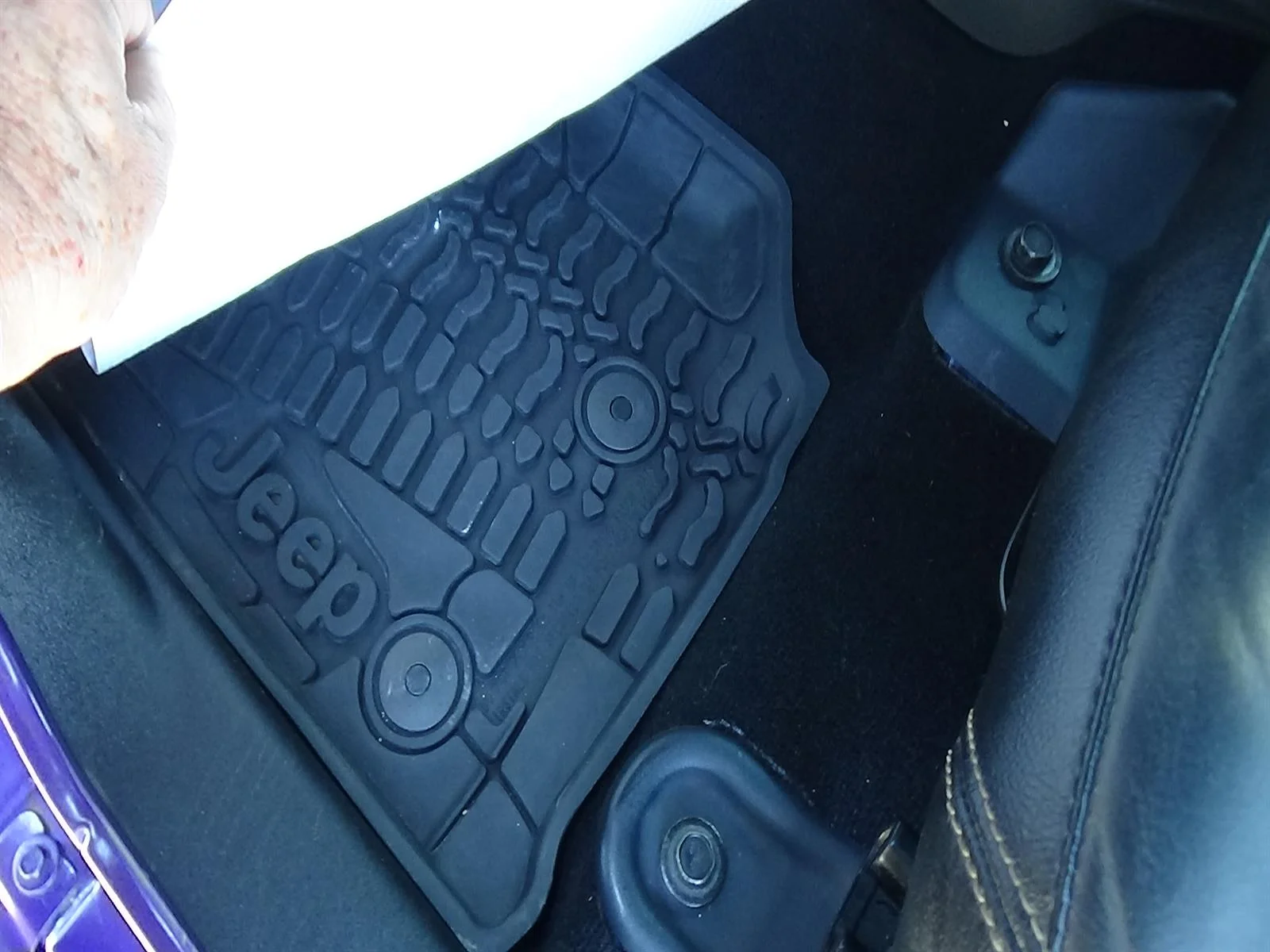 Used 2018 Xtreme Purple Clear Coat (phg) Jeep Rubicon image 13