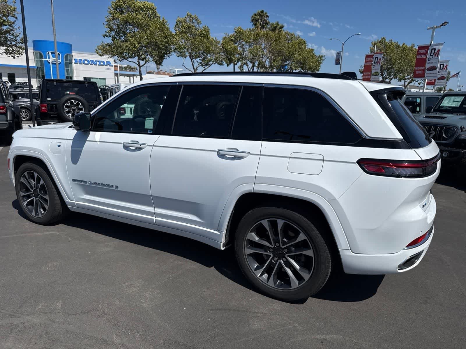 Used 2023 Bright White Clearcoat Jeep Overland image 26