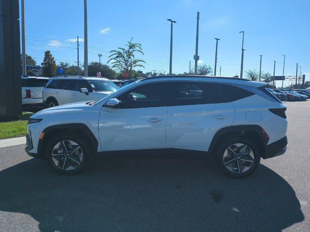 New 2026 White Hyundai SEL Convenience image 8
