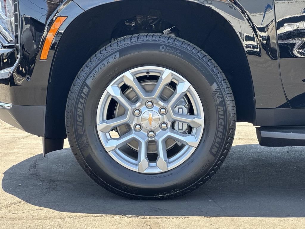 2026 Chevrolet Suburban LS - Photo 35