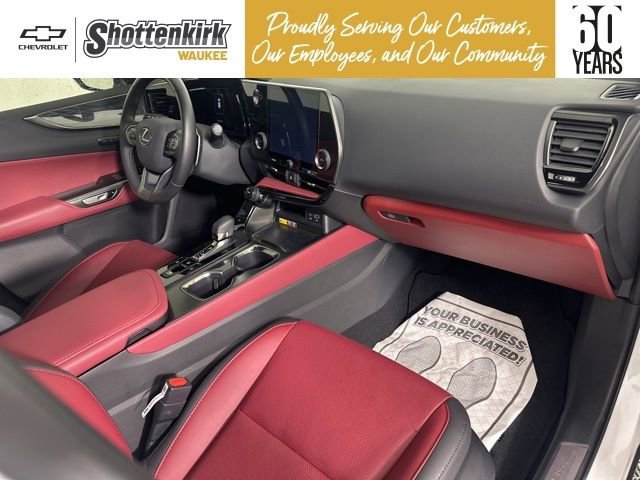 Used 2025 White Lexus NX 250 Premium image 13