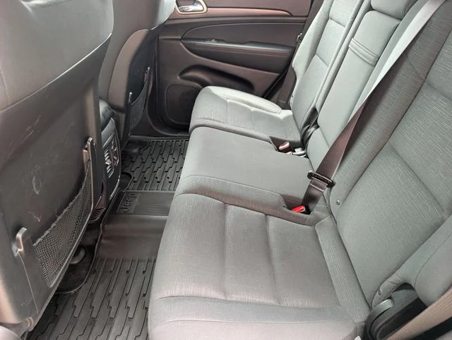 Used 2014 Brilliant Black Crystal Pearlcoat Jeep Laredo image 9