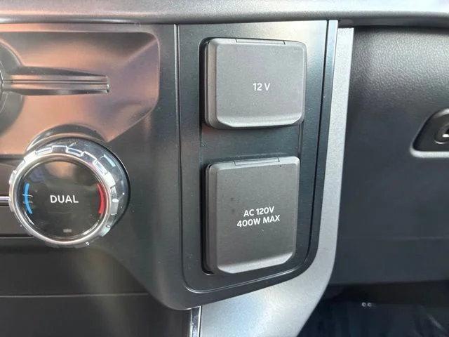 New 2026 Oxford White Ford XLT image 43
