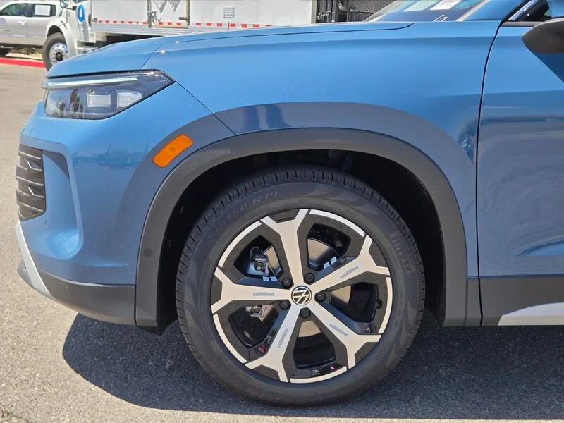 New 2026 Blue Volkswagen 2.0T SE image 5