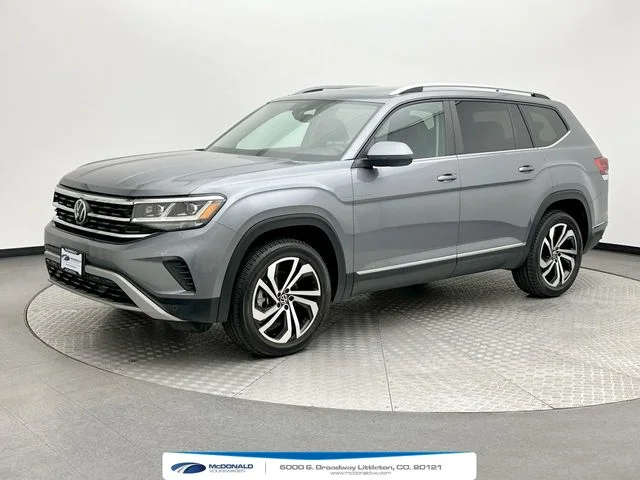 Used 2022 Gray Volkswagen SEL image 1