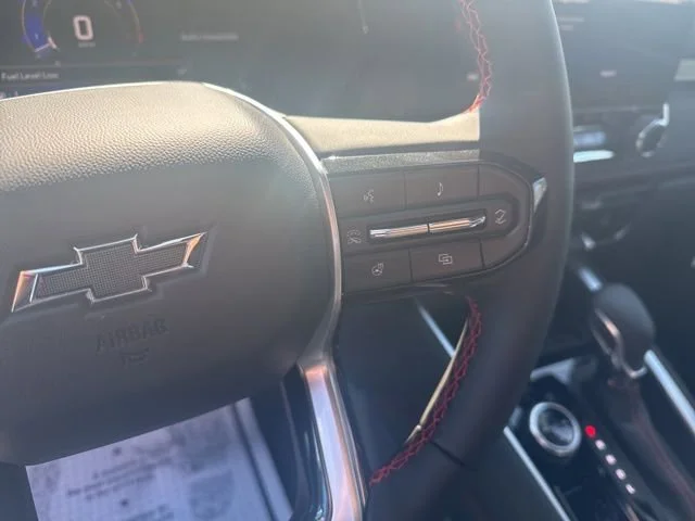 New 2026 Summit White Chevrolet Z71 image 27
