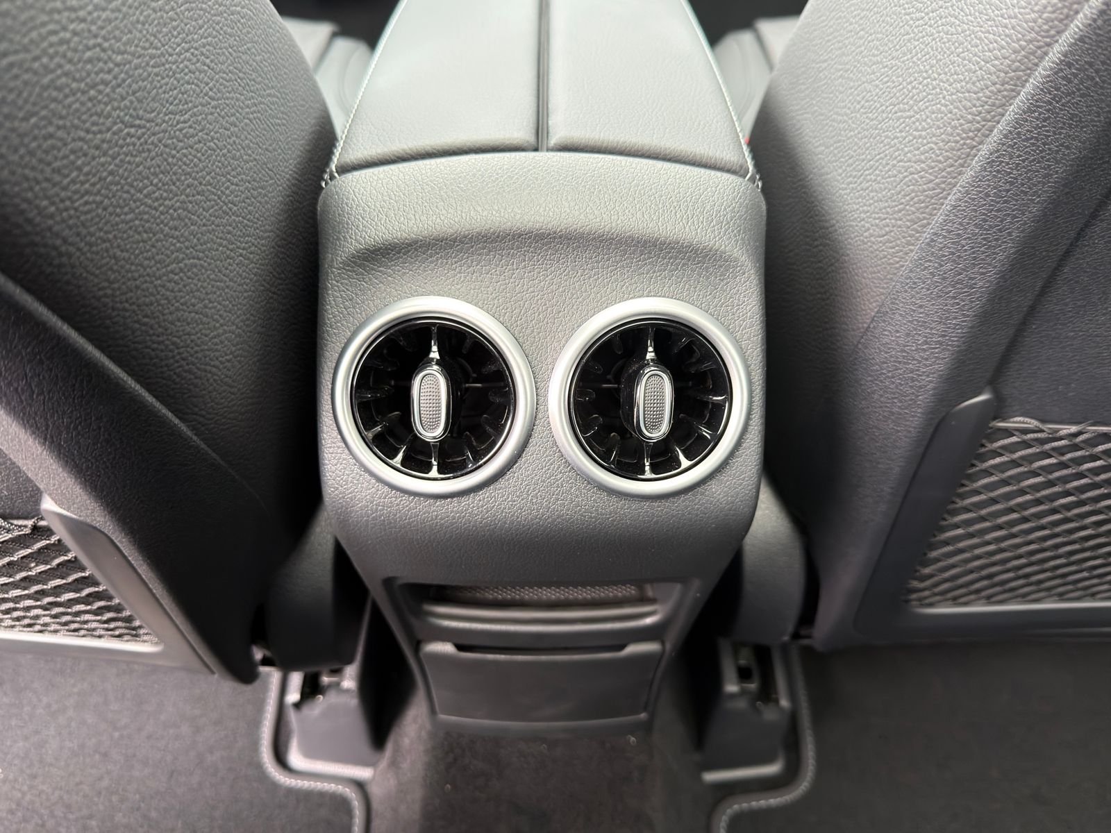 New 2026 Cirrus Silver Metallic Mercedes-Benz GLB 250 image 15
