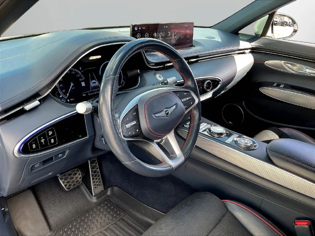 Used 2023 White Genesis 2.5T image 19