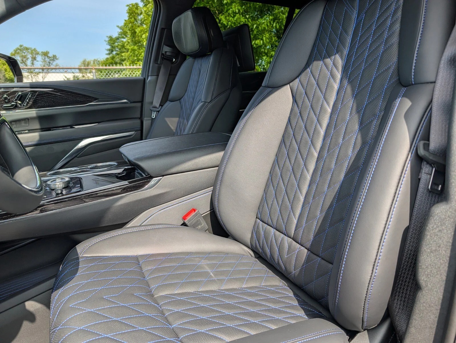 2026 Cadillac Escalade IQ Sport - Photo 28
