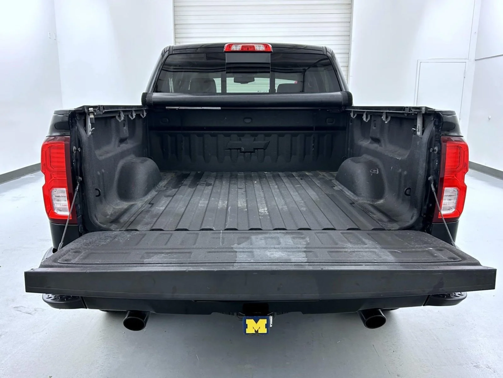 Used 2018 Black Chevrolet LTZ image 22