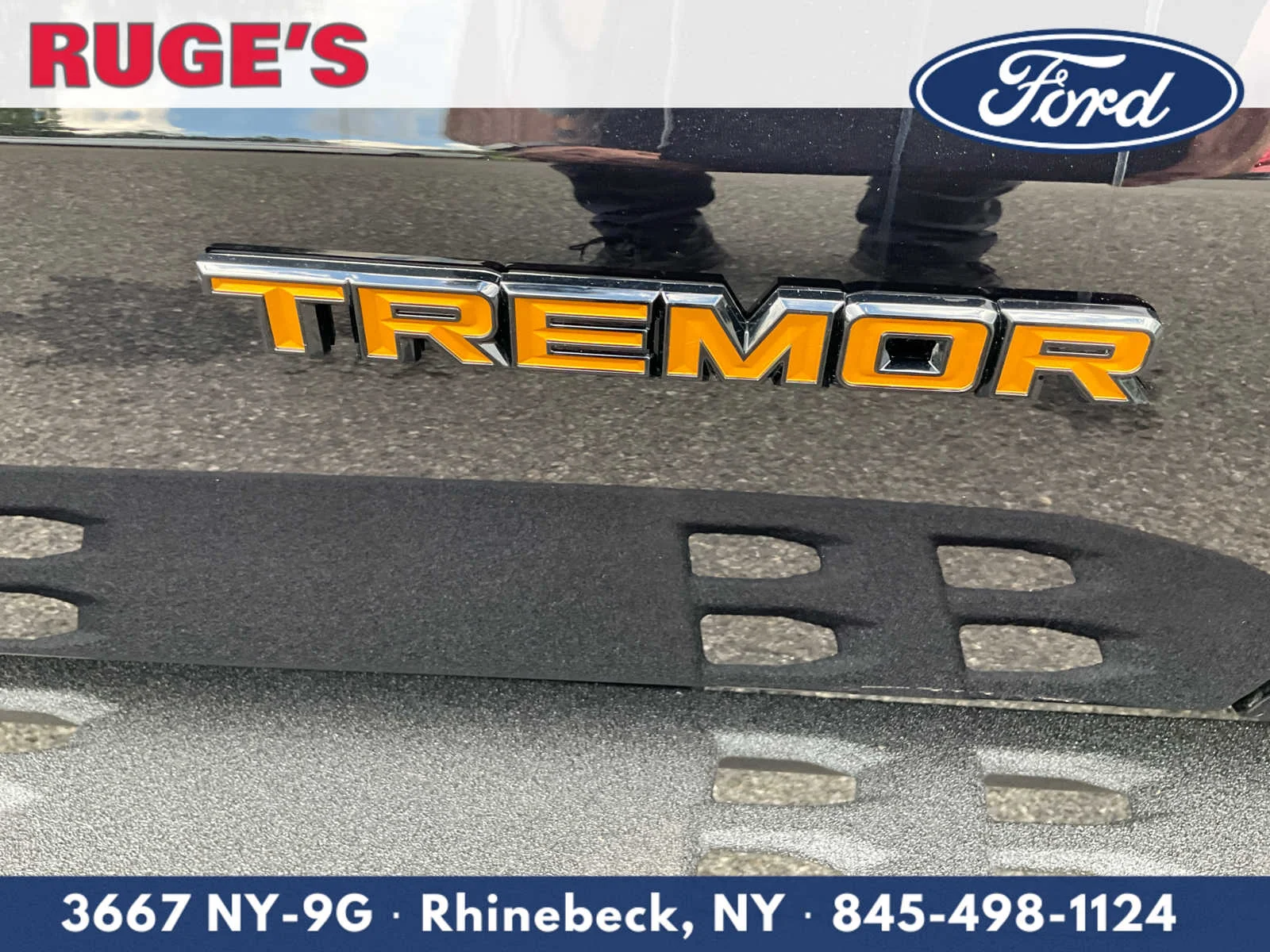 New 2027 Agate Black Metallic Ford Tremor image 10