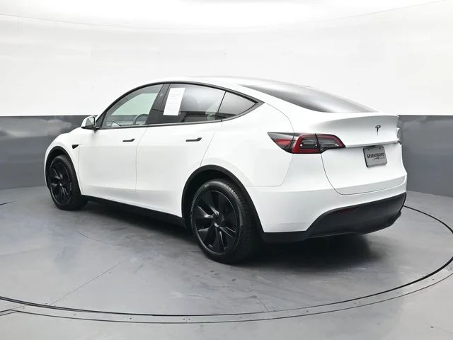 Used 2025  Tesla Long Range image 6