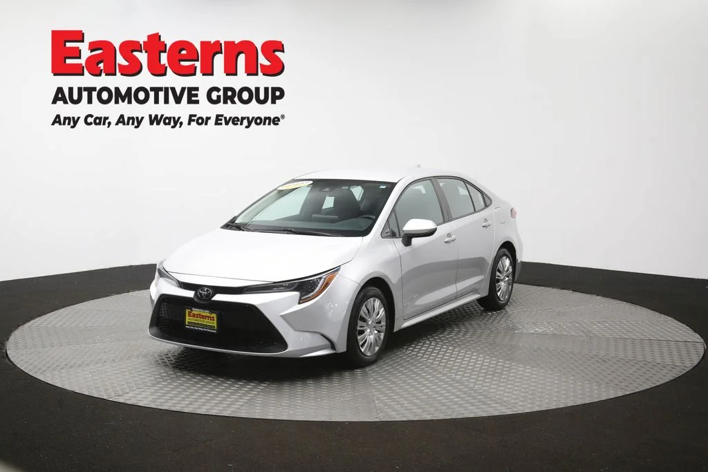 Used 2022 Silver Toyota LE image 54