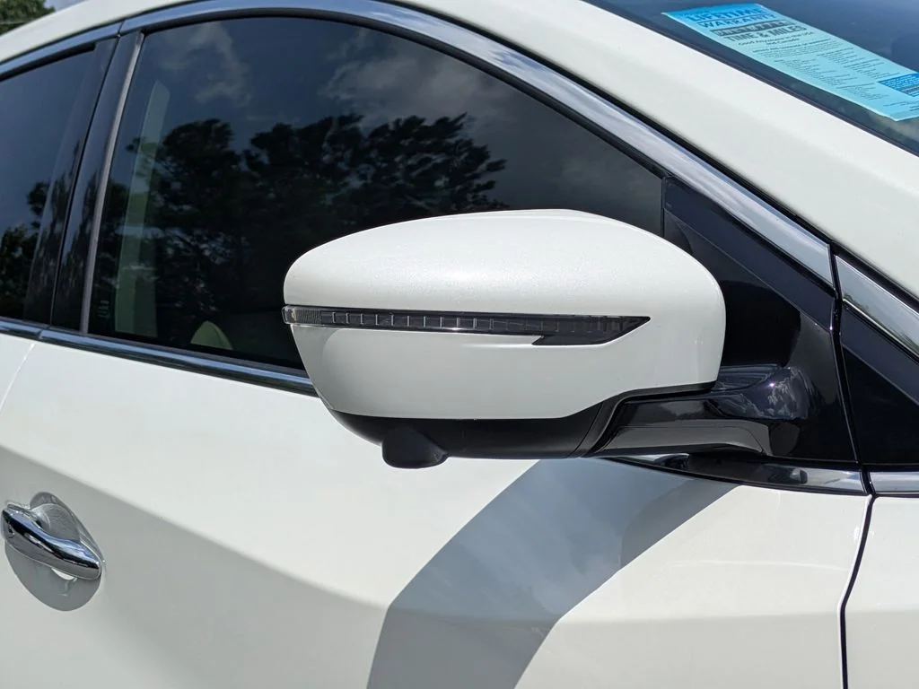 Used 2024 White Nissan SL image 12