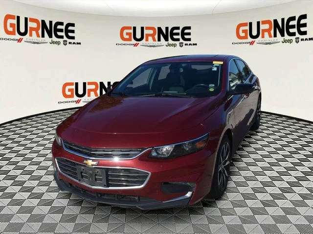 Used 2017 Red Chevrolet LT image 9