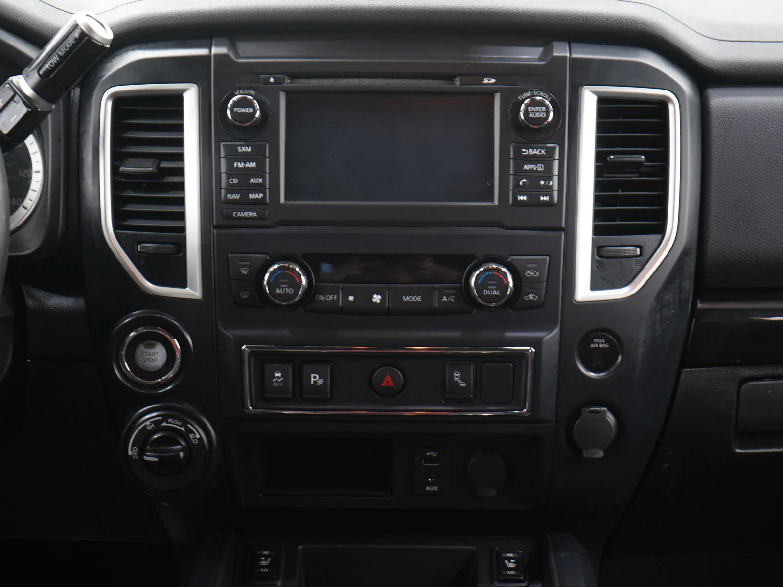 Used 2018 Magnetic Black Nissan SV image 15
