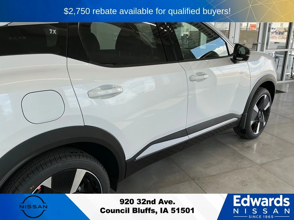 New 2026 Aspen White TriCoat Nissan SR image 7