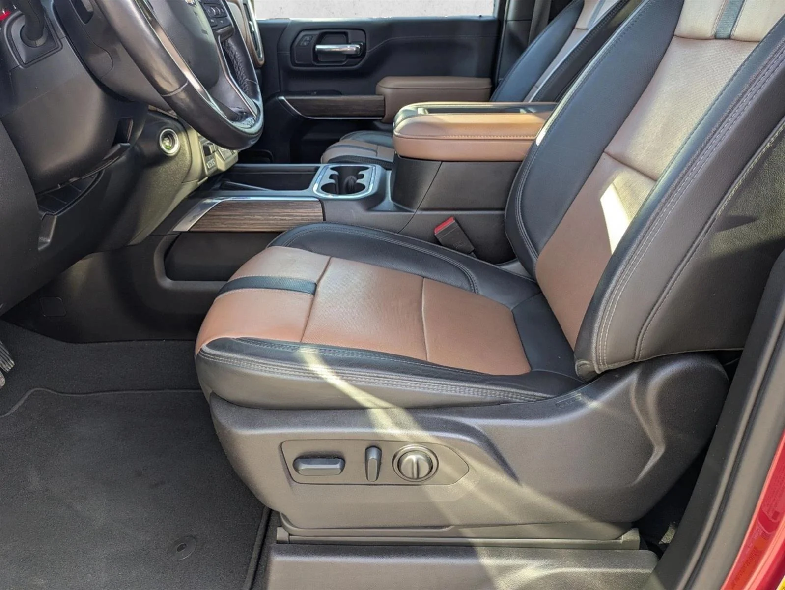 Used 2022 Cherry Red Tintcoat Chevrolet High Country image 15